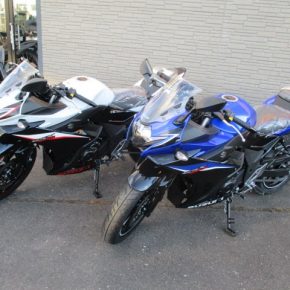 『スズキ　GSX250R』入荷！