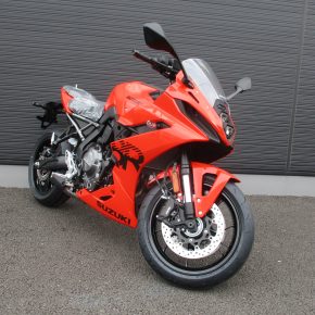 スズキ GSX-8R 追加カラー